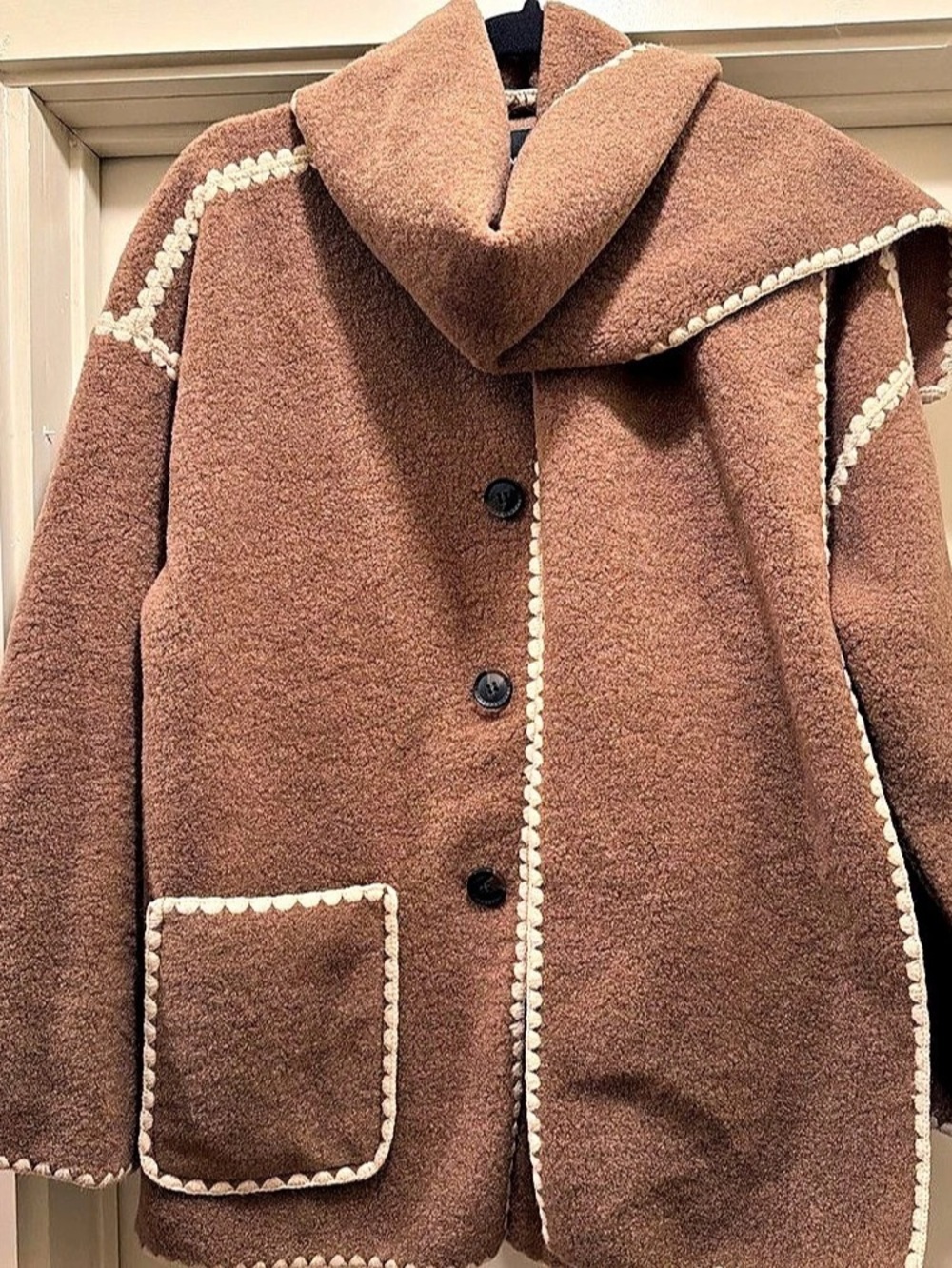 BCBGMAXAZRIA Embroidered Bouclé Coat With Scarf Brown XS
